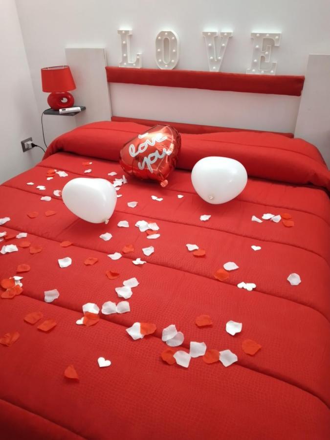 Suite Holiday House Bonaccorso Catania Bagian luar foto
