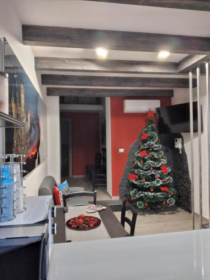 Suite Holiday House Bonaccorso Catania Bagian luar foto