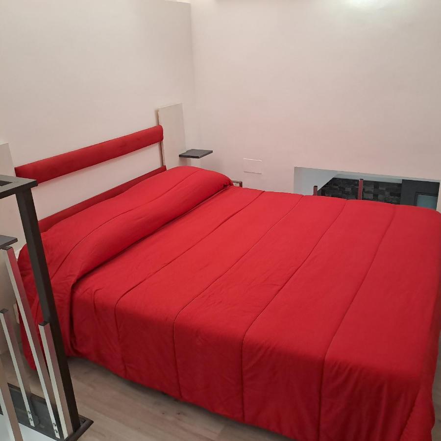 Suite Holiday House Bonaccorso Catania Bagian luar foto