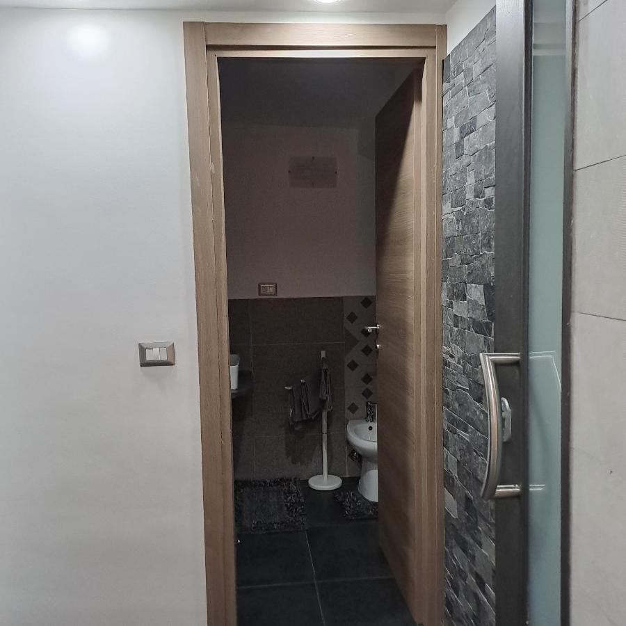 Suite Holiday House Bonaccorso Catania Bagian luar foto